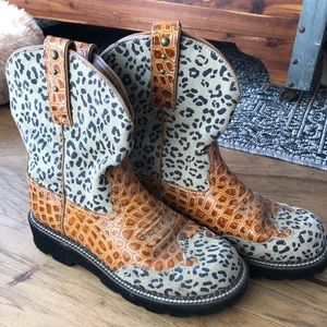 Ariat fatbaby leopard/animal print boots